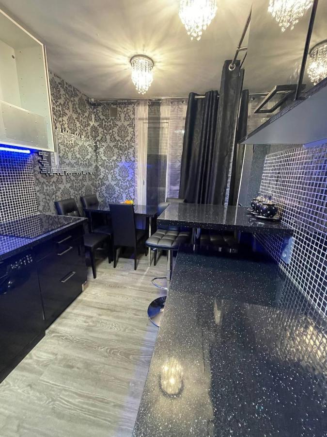 Luxury Room En Madrid Bagian luar foto